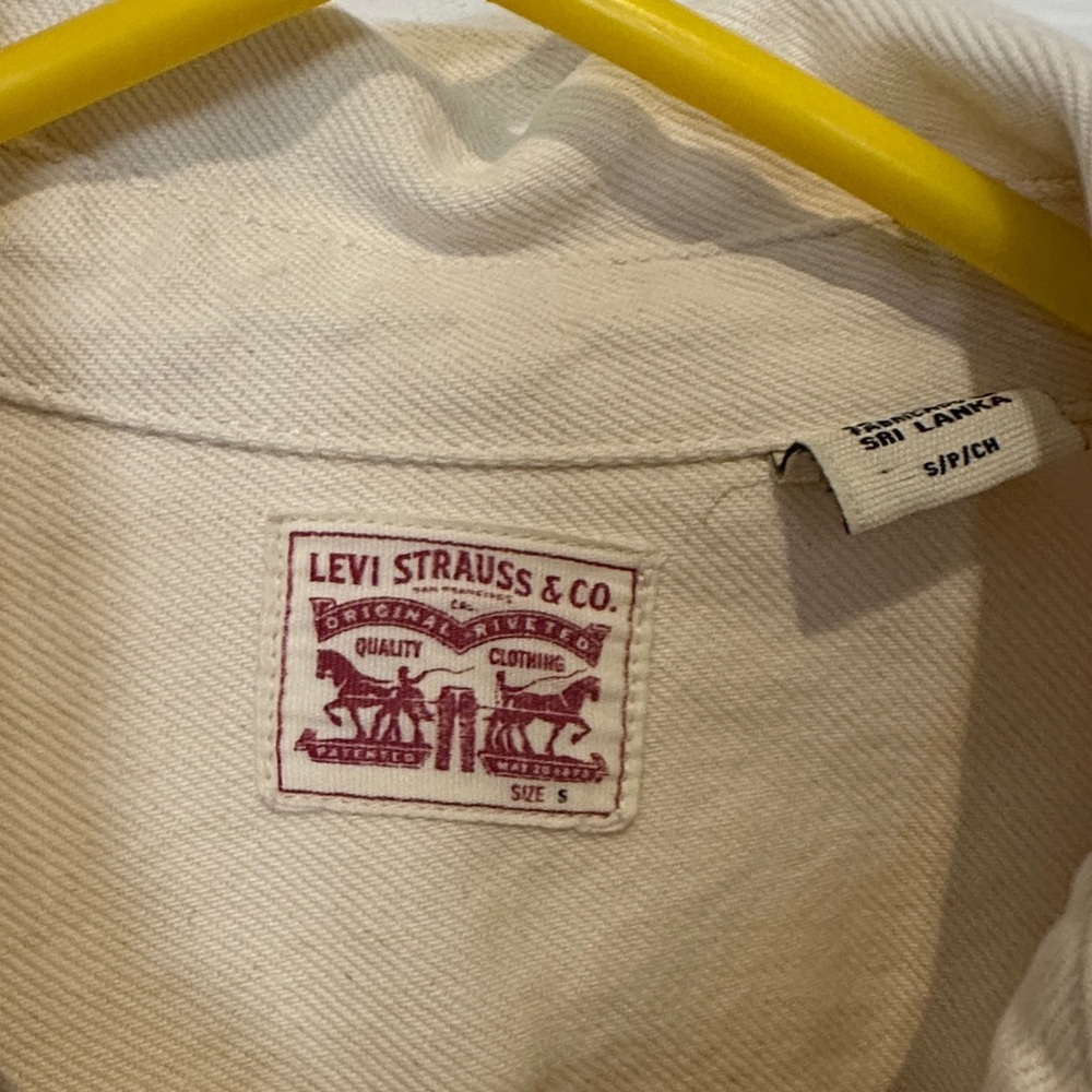 Levi's Off-White Jacket - image 3